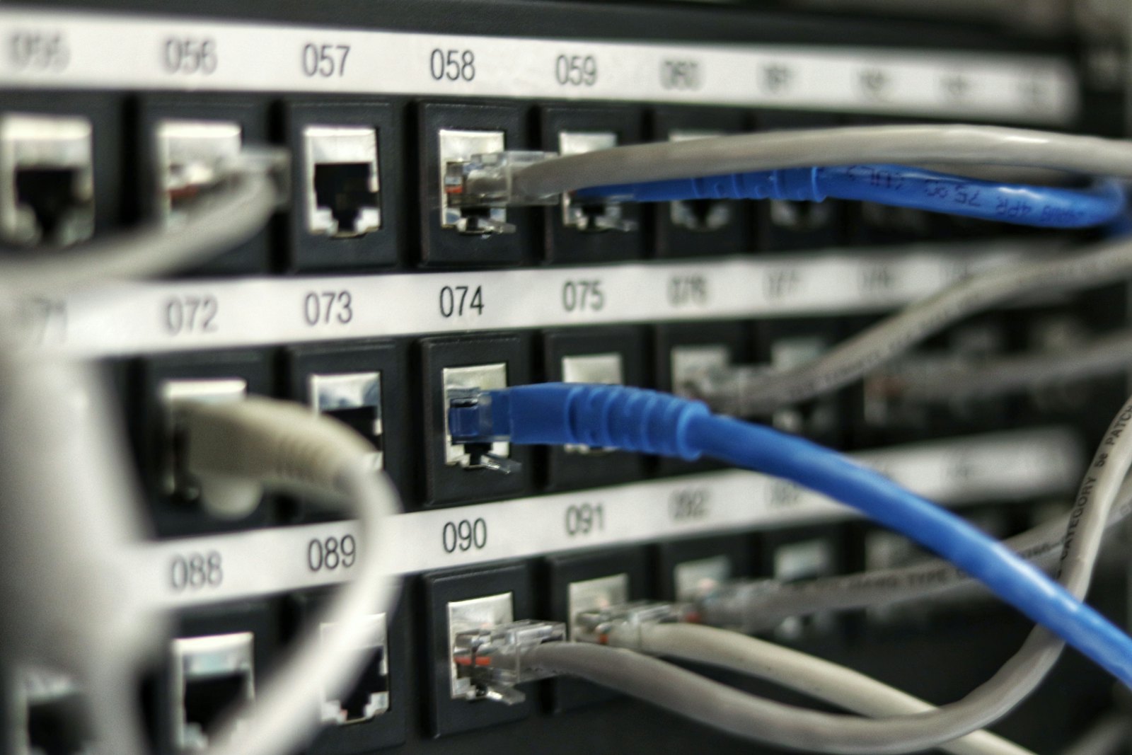 Data Center Optical Modules: The Form Factor Evolution from 10G to 800G