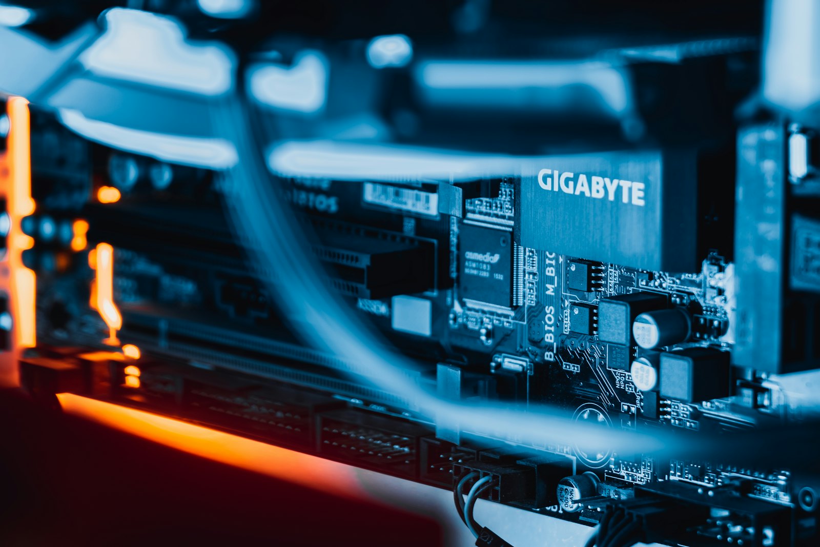 10G SFP+ Selection Guide: Choosing Between SR, LR, ER and ZR
